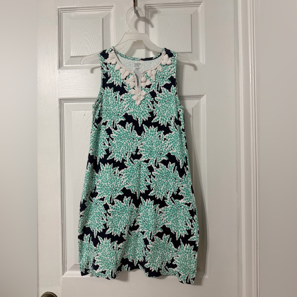 Girls Crown and Ivy Shift Dress Sz M